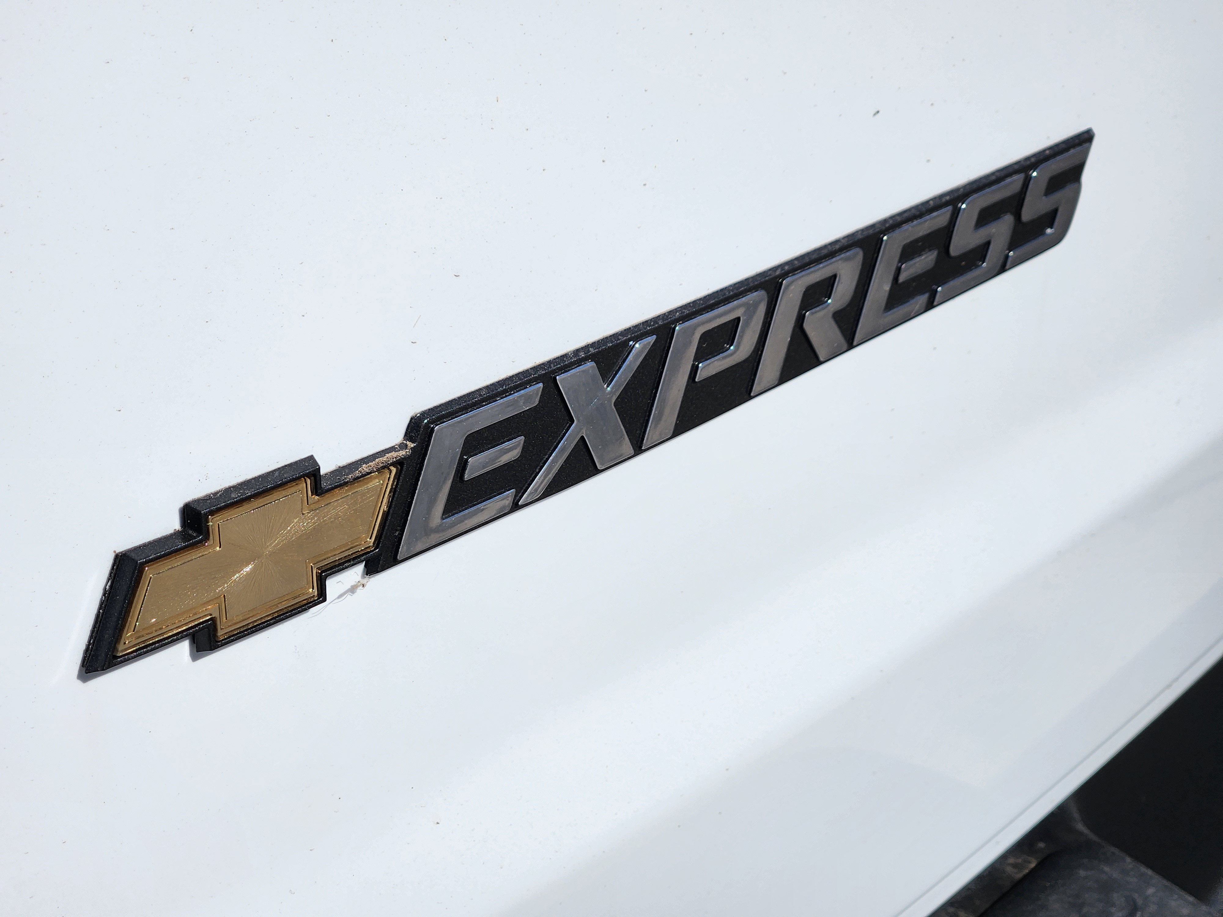 2025 Chevrolet Express Cargo Van Base
