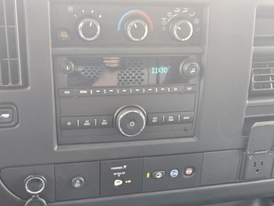 2025 Chevrolet Express Cargo Van Base