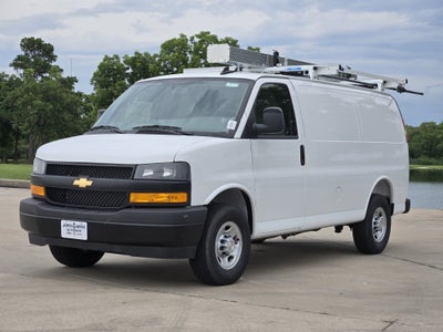 2025 Chevrolet Express Cargo Van Base