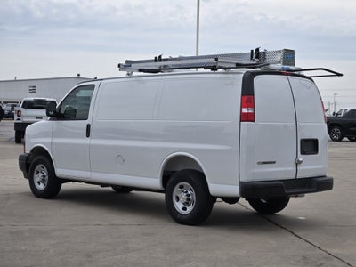 2025 Chevrolet Express Cargo Van Base