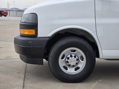 2025 Chevrolet Express Cargo Van Base