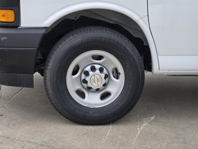 2025 Chevrolet Express Cargo Van Base