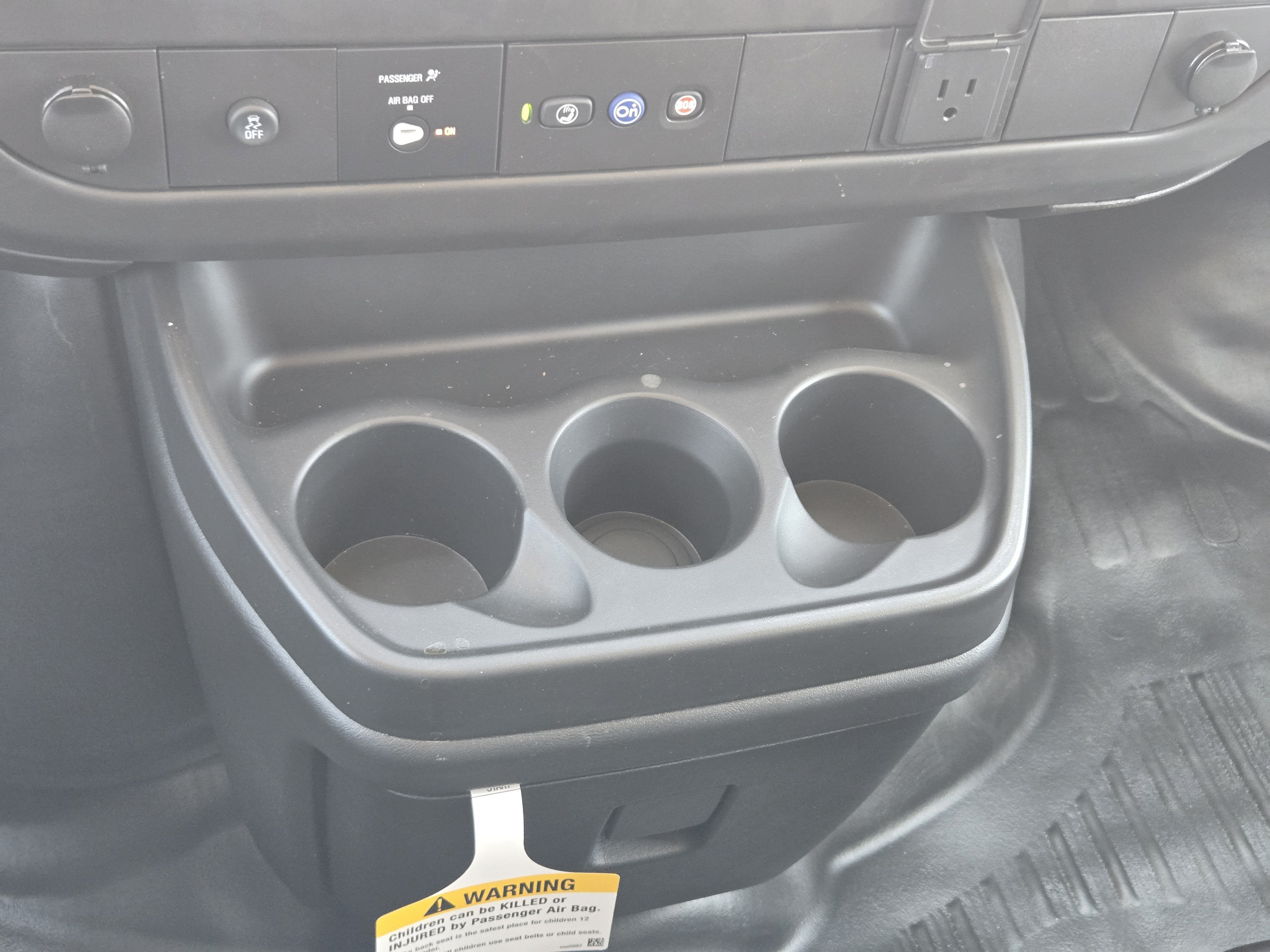 2025 Chevrolet Express Cargo Van Base