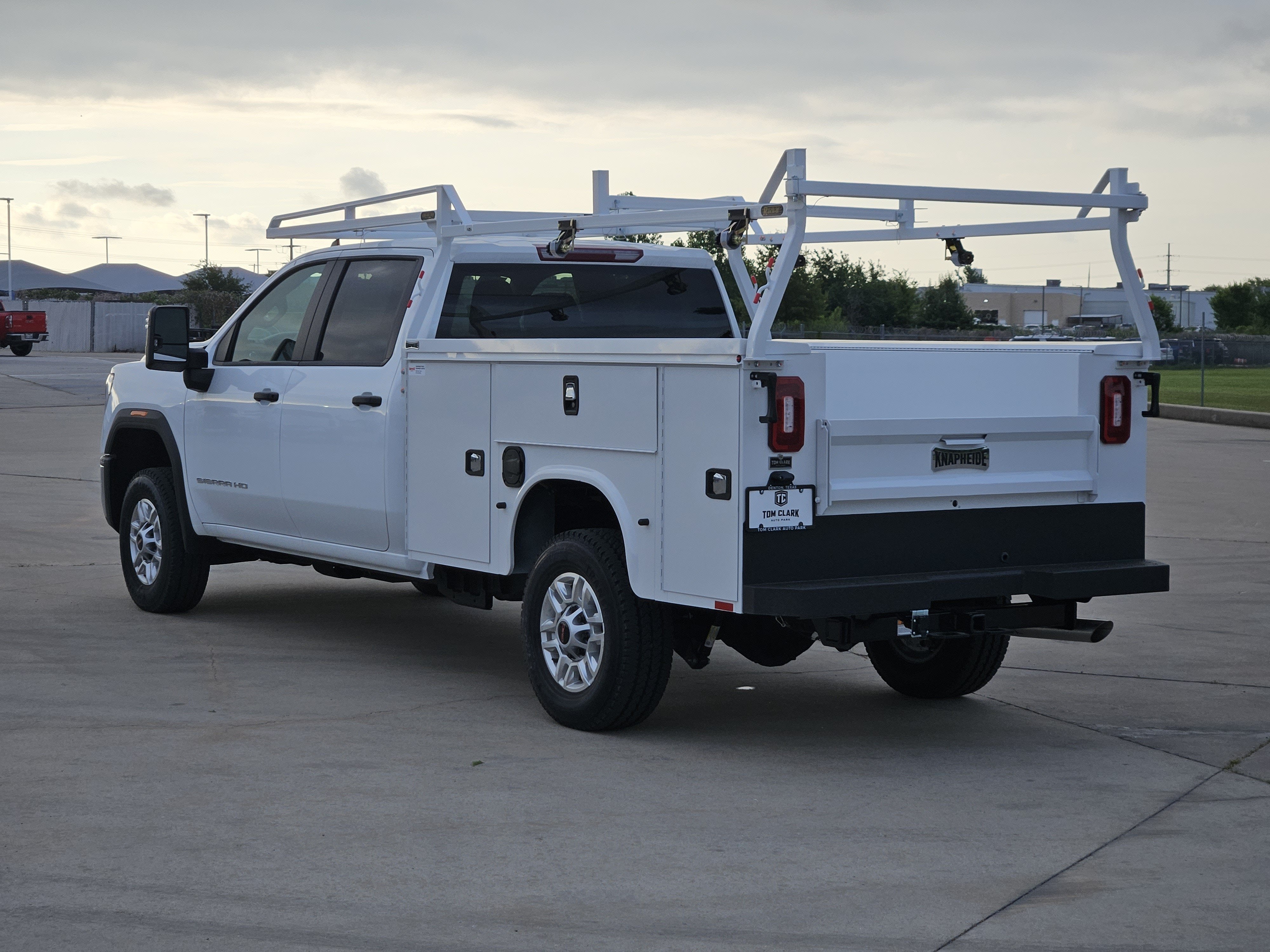 2026 GMC Sierra 2500HD Pro