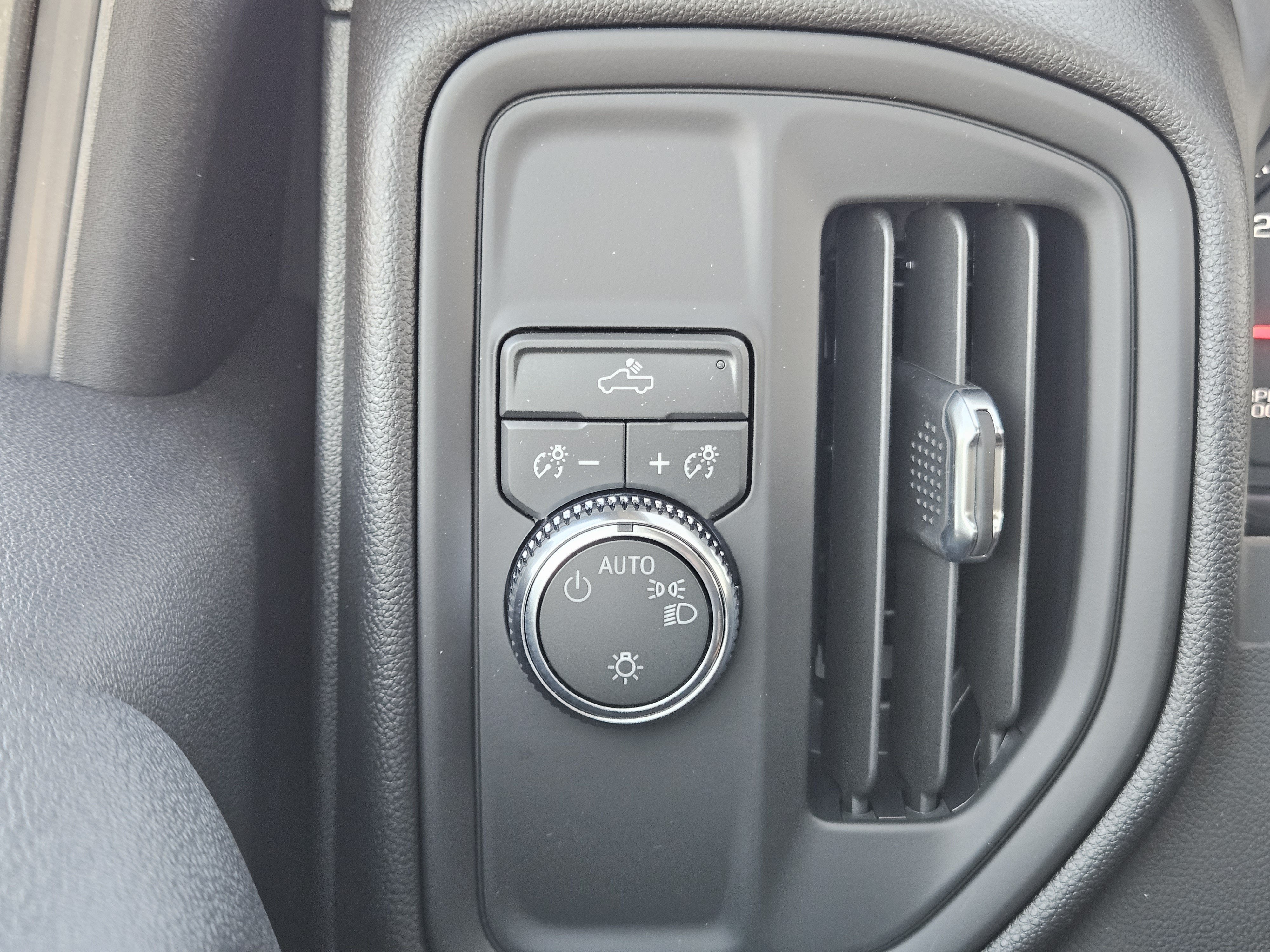 2026 GMC Sierra 3500HD CC Pro