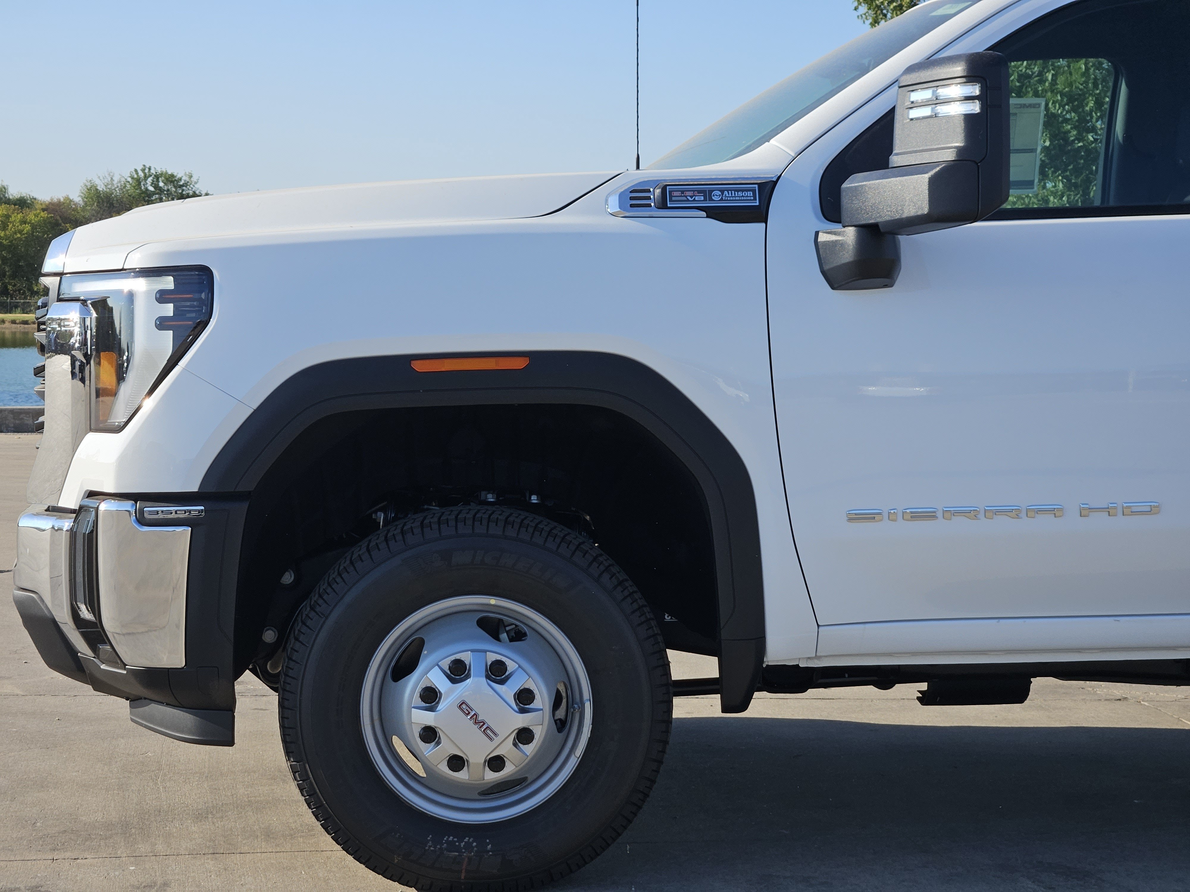 2026 GMC Sierra 3500HD CC Pro