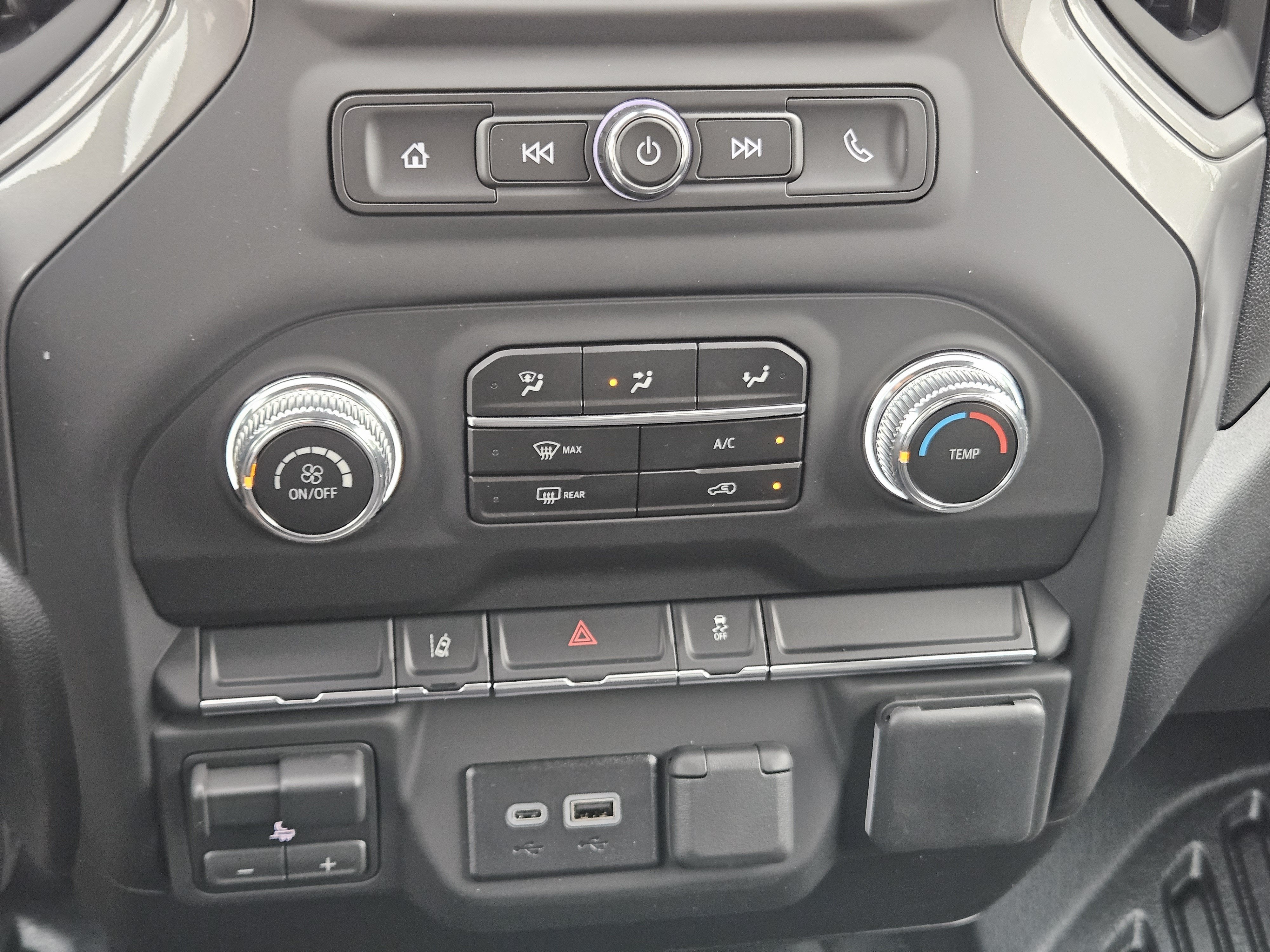 2026 GMC Sierra 3500HD CC Pro