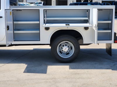 2026 GMC Sierra 3500HD CC Pro