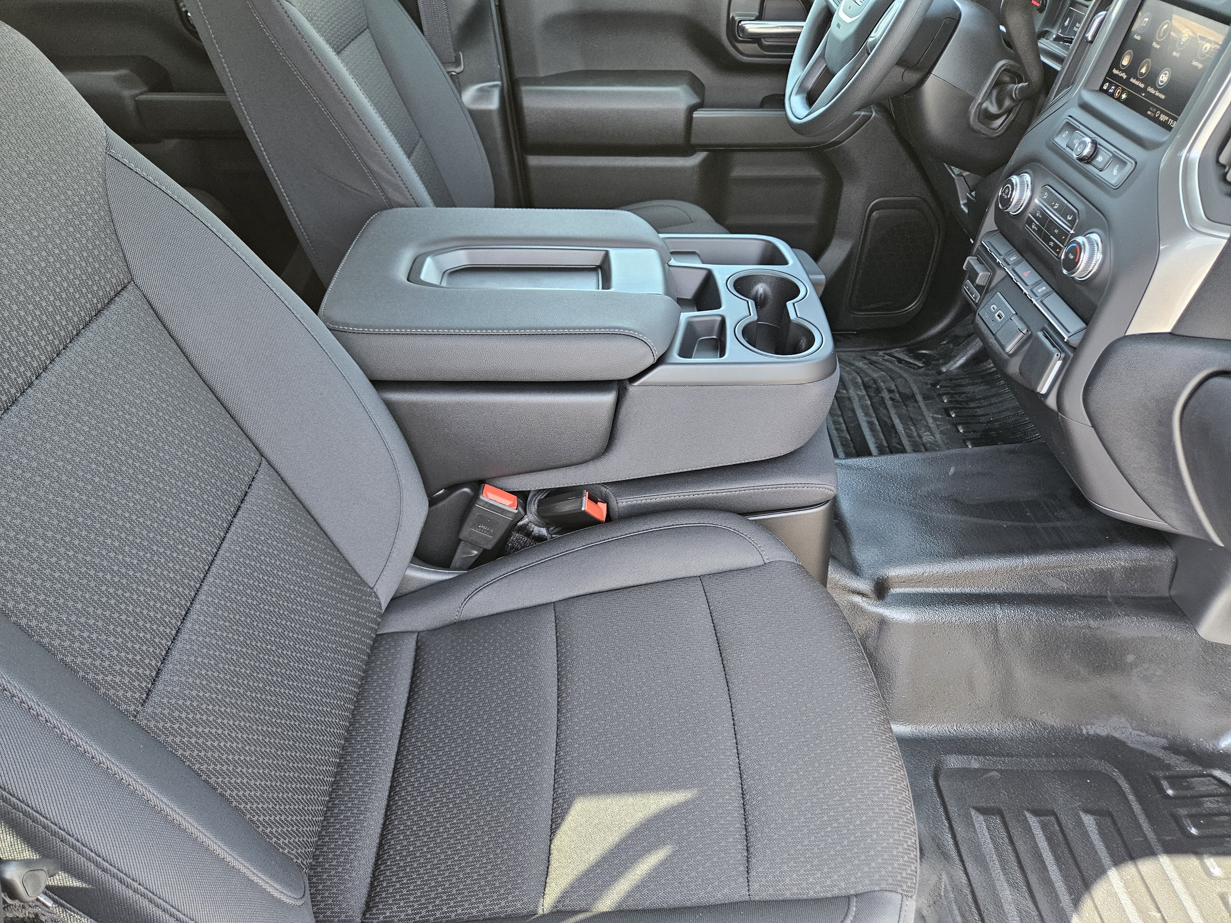 2026 GMC Sierra 3500HD CC Pro