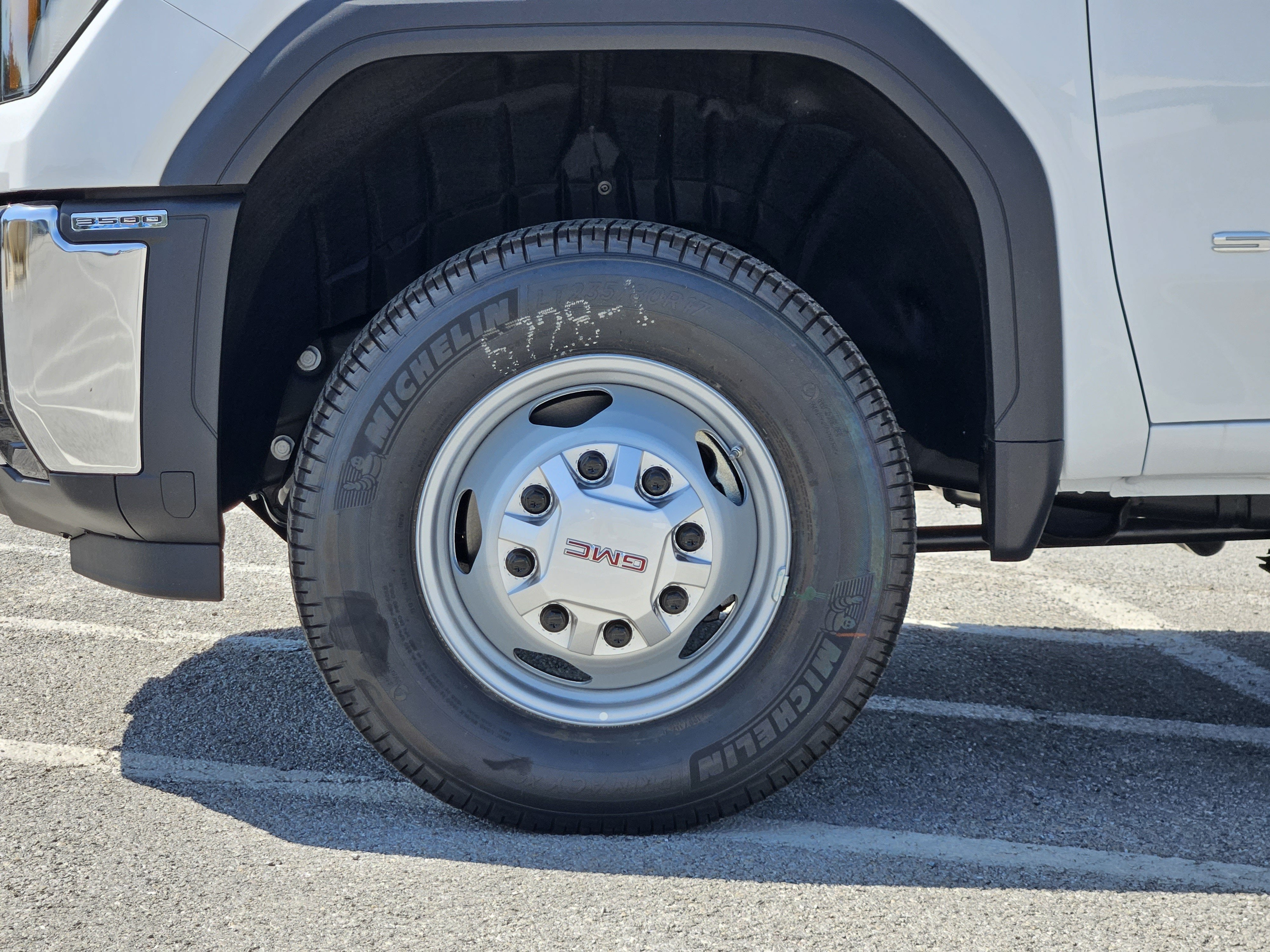 2026 GMC Sierra 3500HD CC Pro