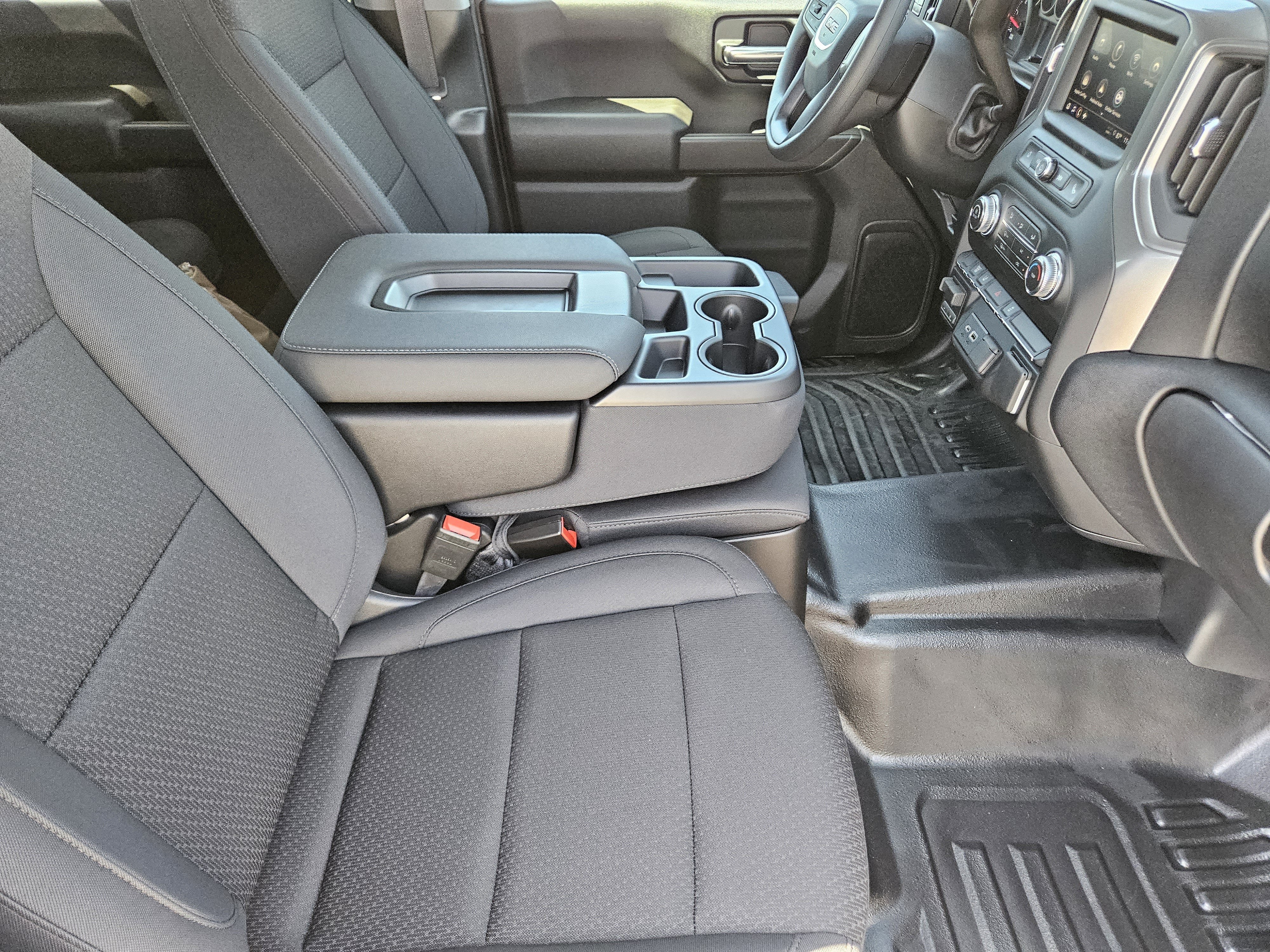 2026 GMC Sierra 3500HD CC Pro