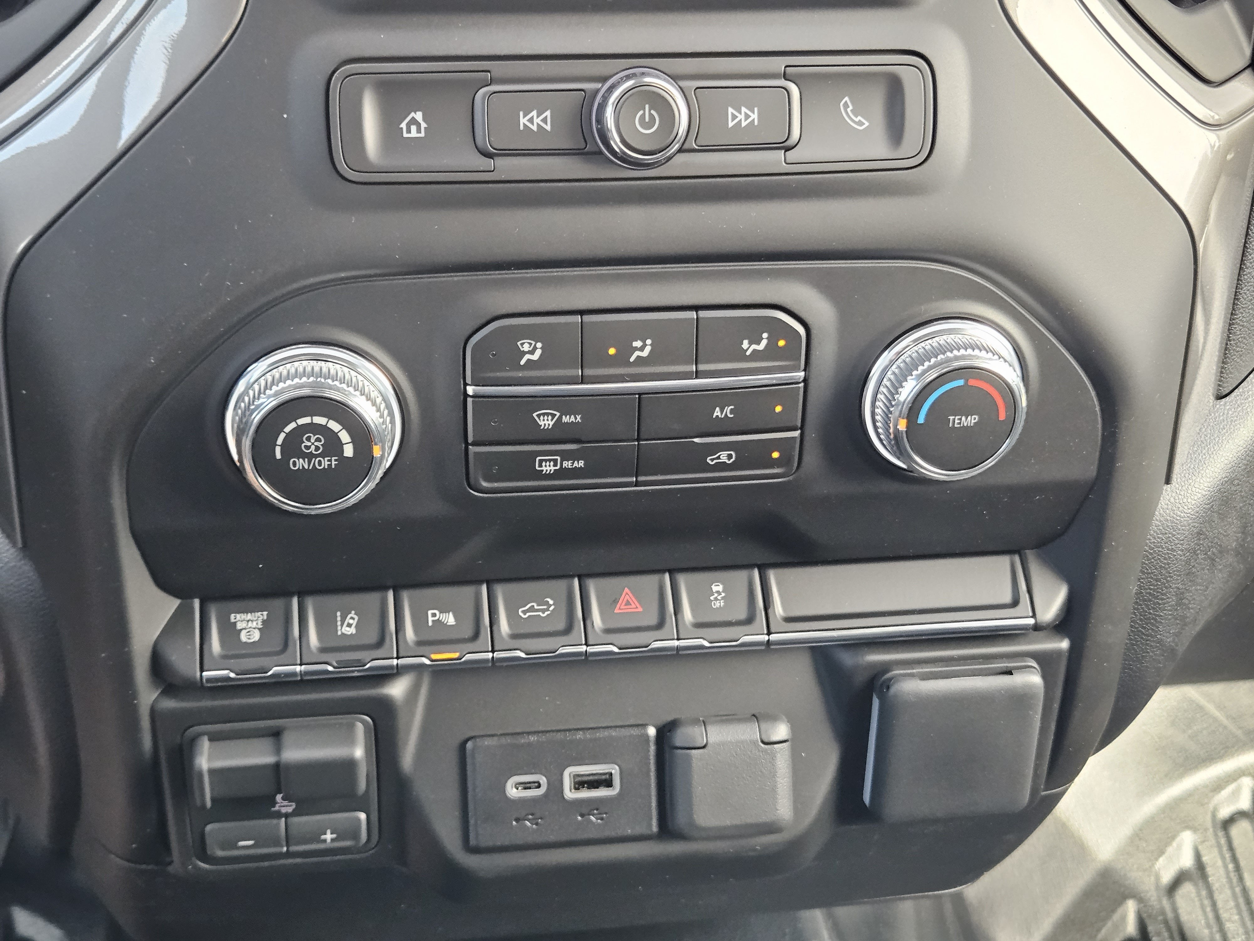 2026 GMC Sierra 2500HD Pro