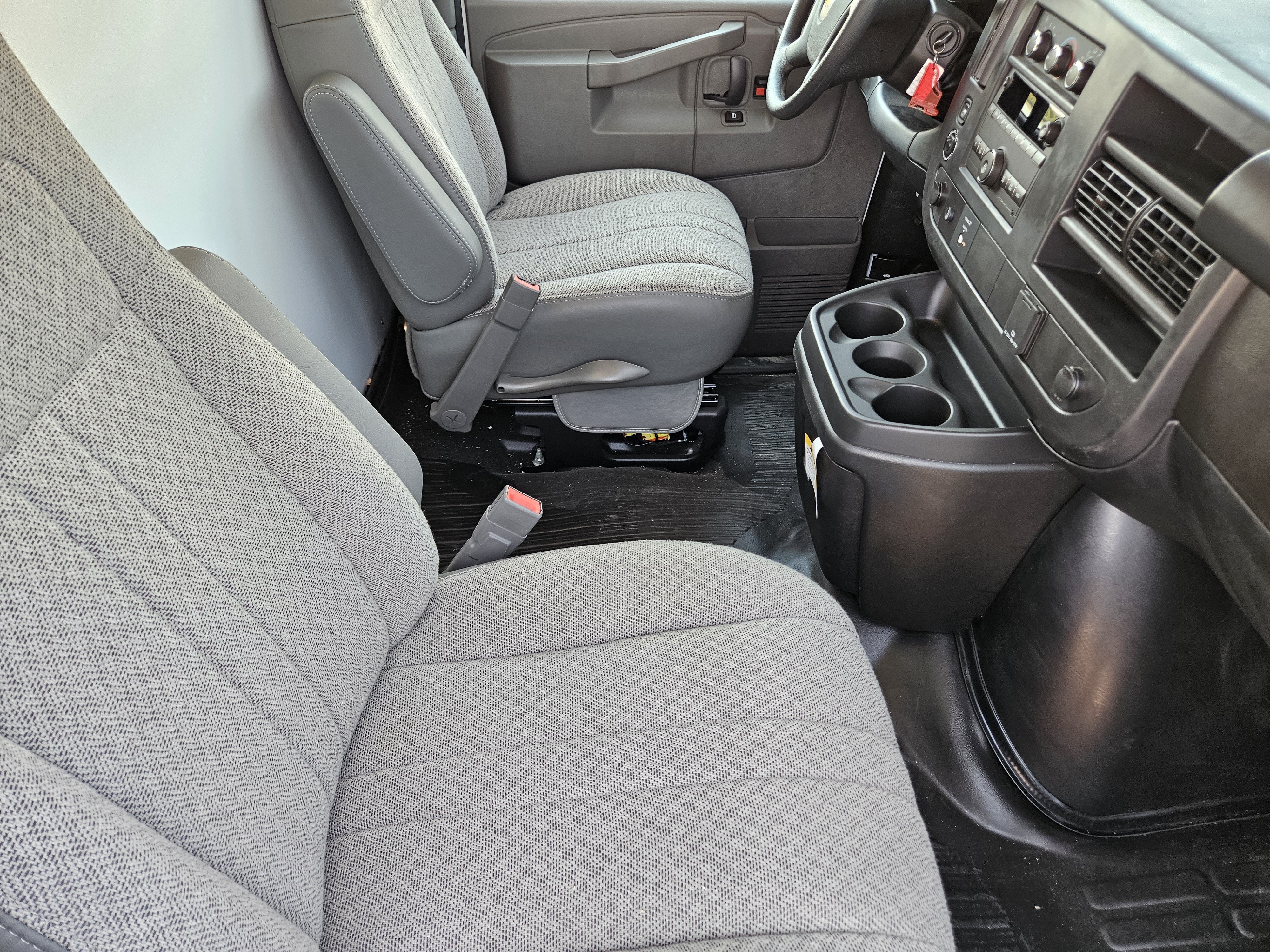 2026 Chevrolet Express Commercial Cutaway Base