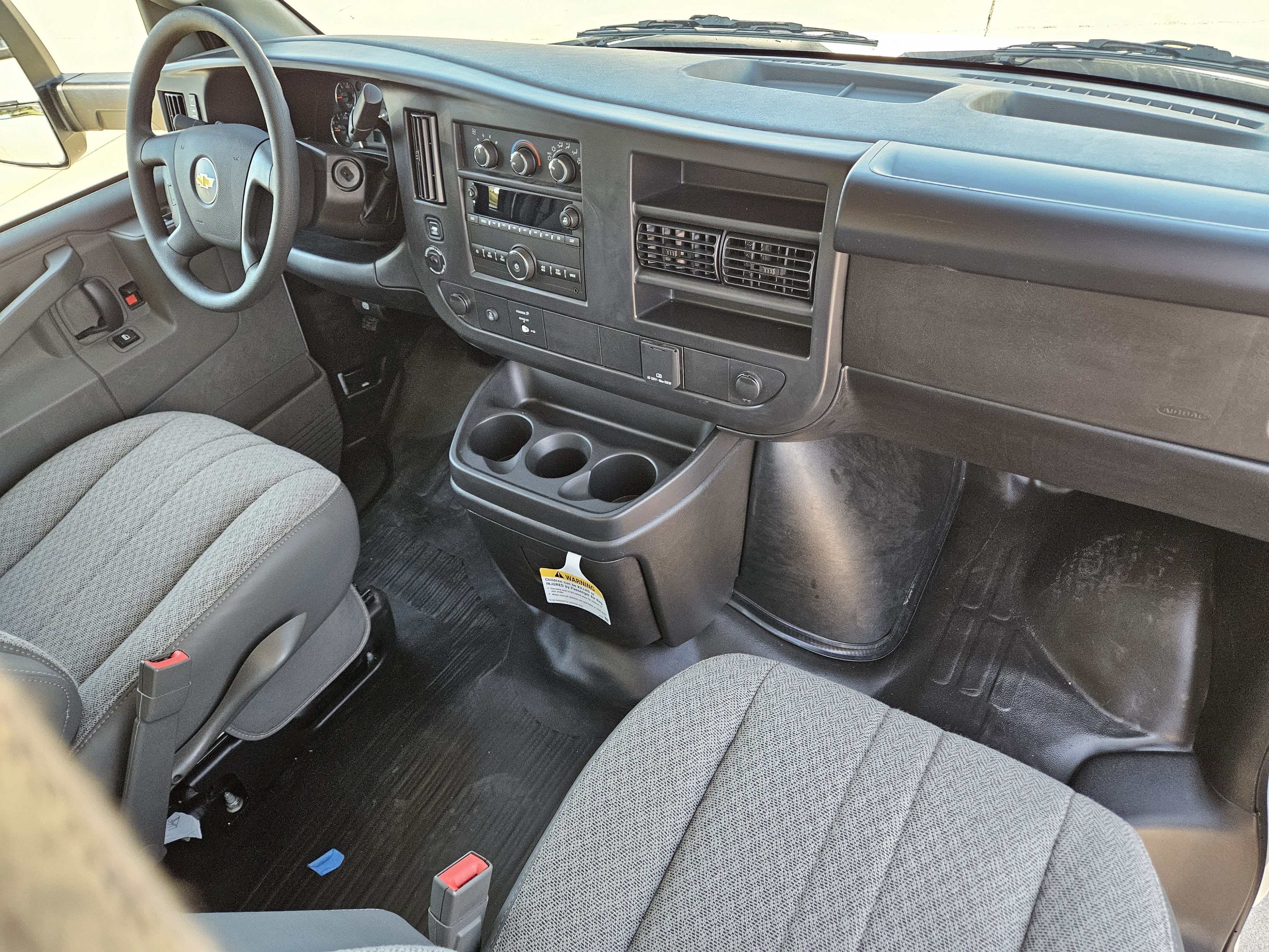 2026 Chevrolet Express Commercial Cutaway Base
