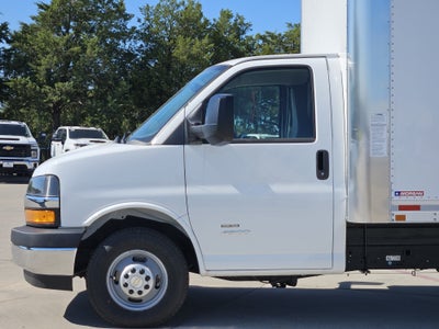2026 Chevrolet Express Commercial Cutaway Base