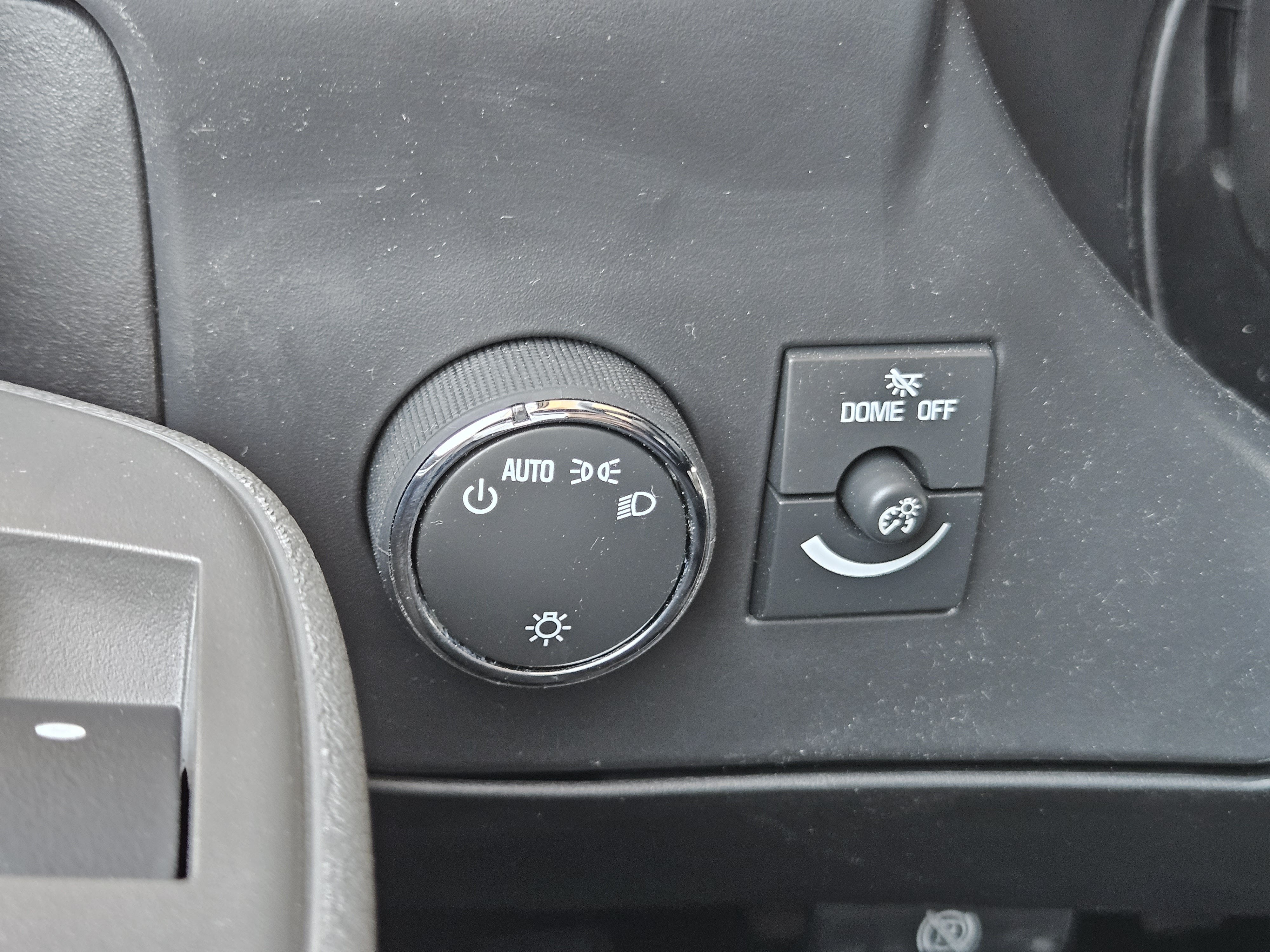 2026 Chevrolet Express Commercial Cutaway Base