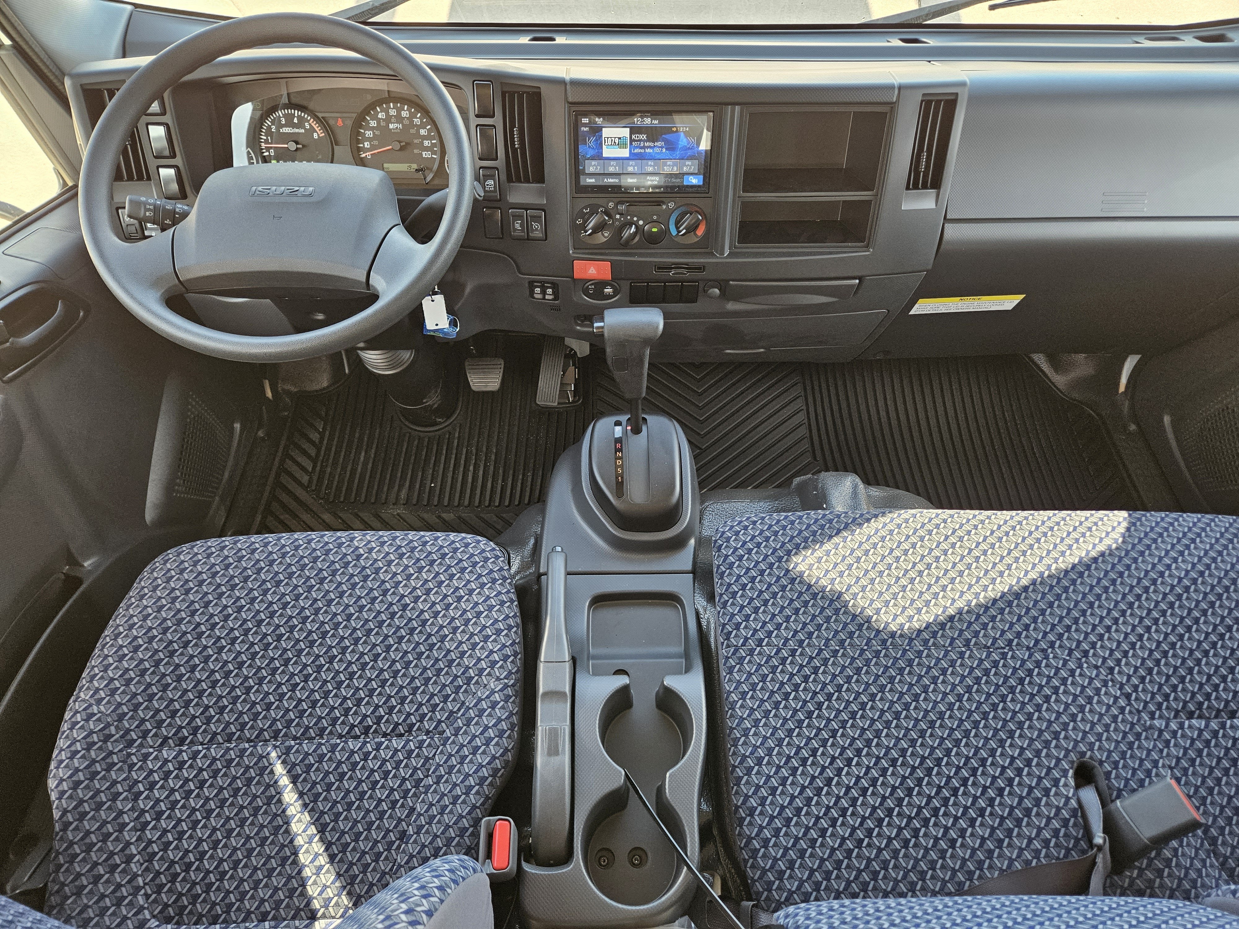2027 ISUZU ISUZU Base