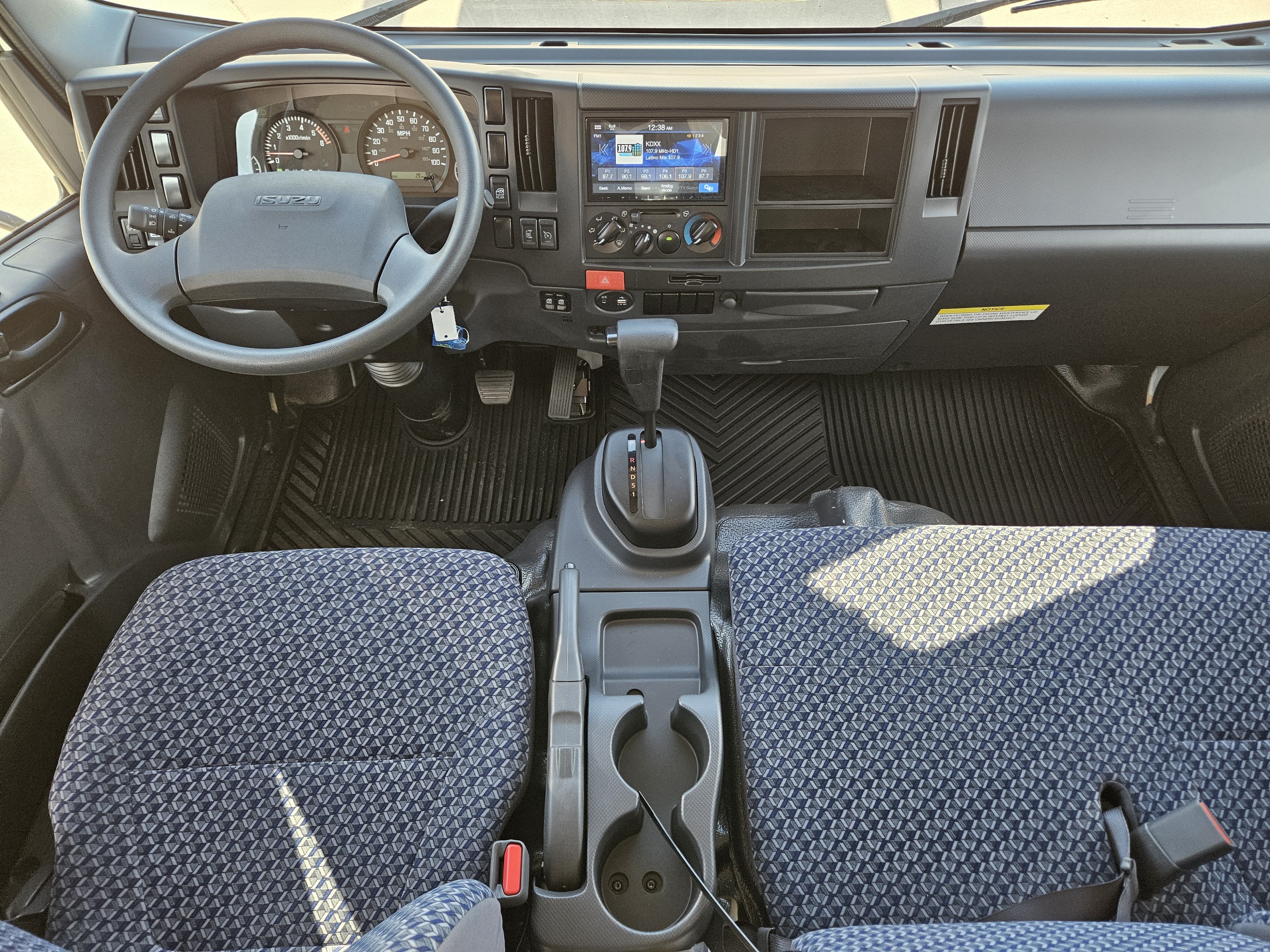 2027 ISUZU ISUZU Base