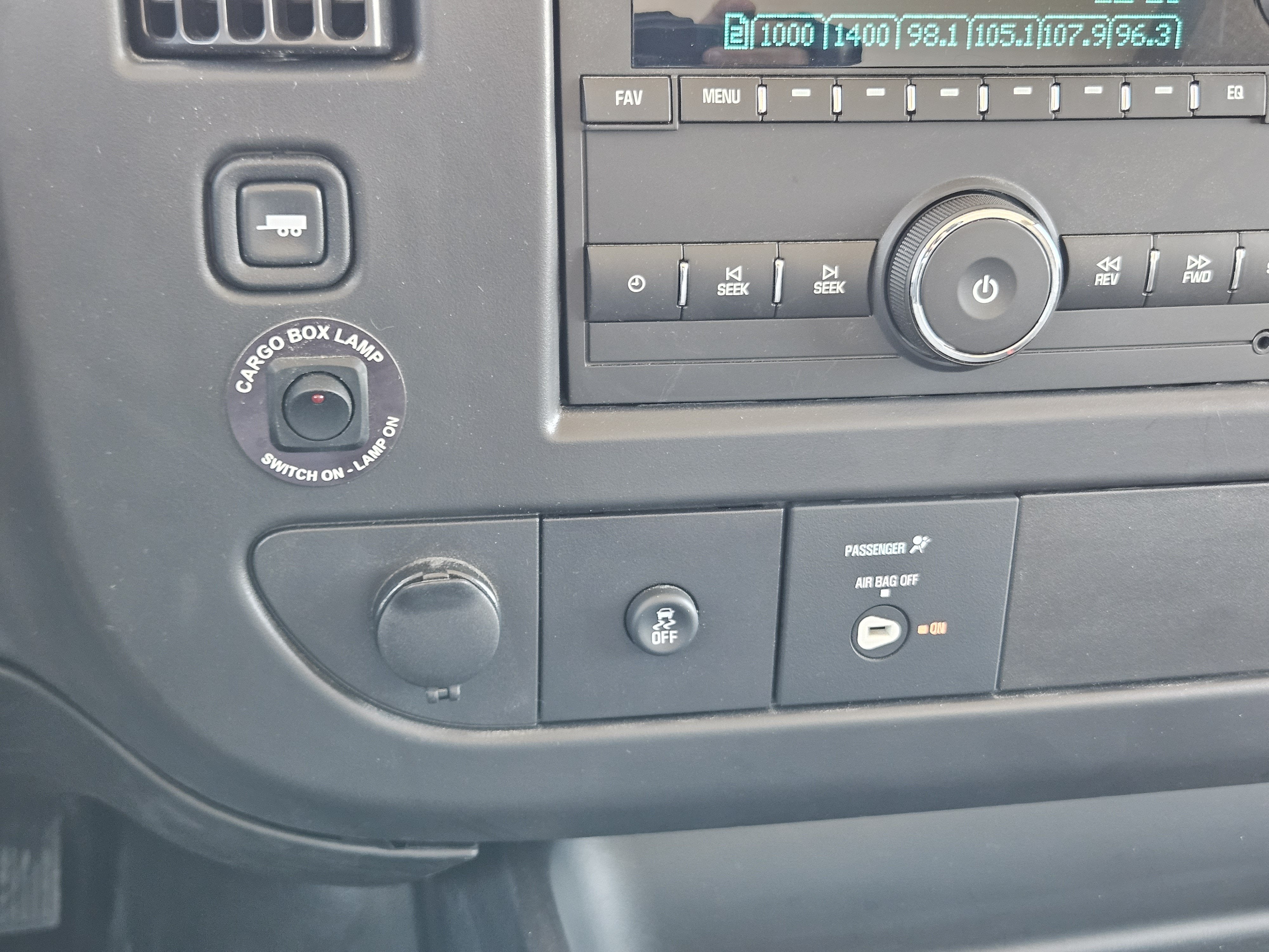 2026 GMC Savana Commercial Cutaway Base